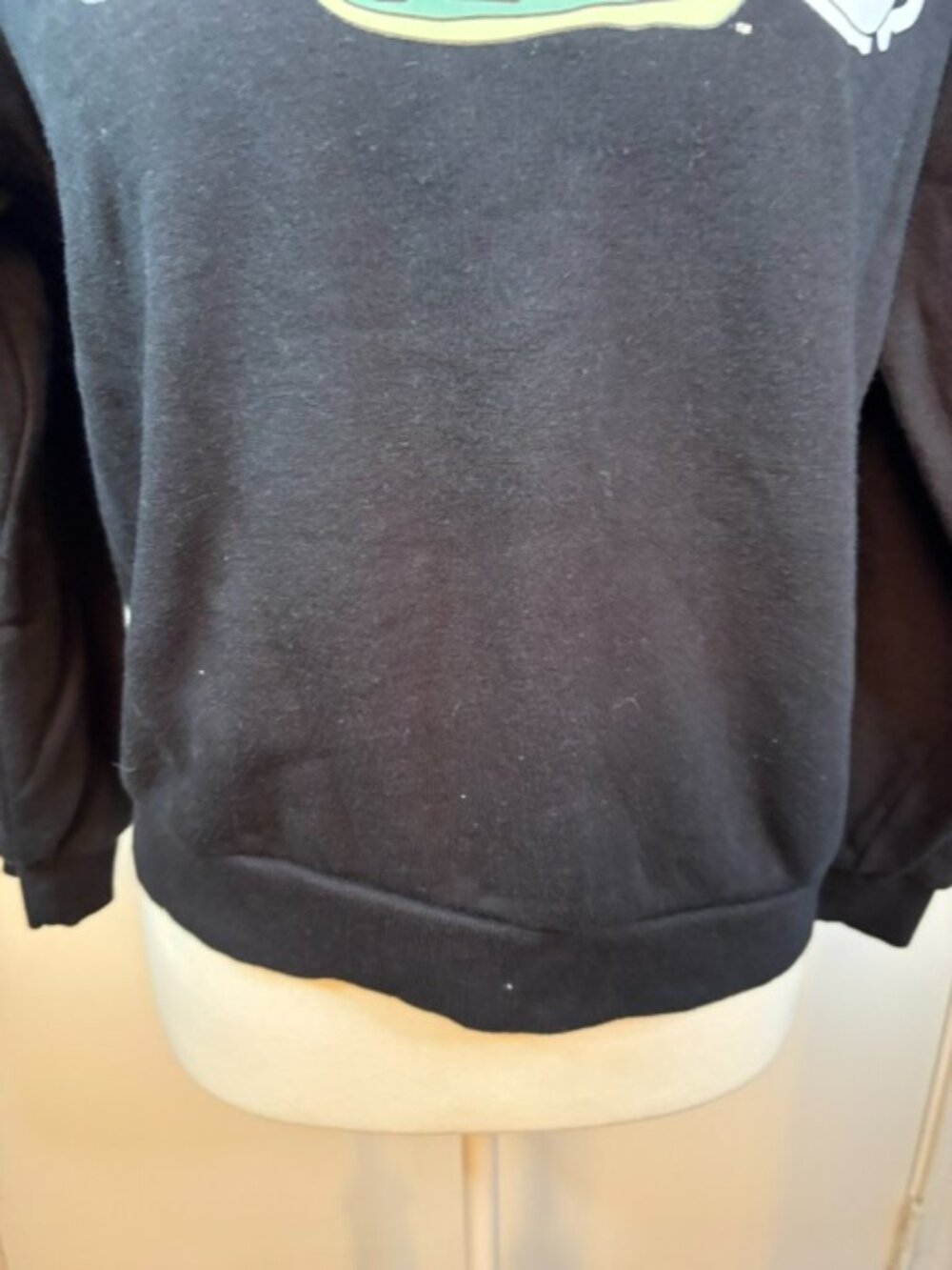 FRIENDS central park Black Crop sweatshirt - Picture 4 of 8